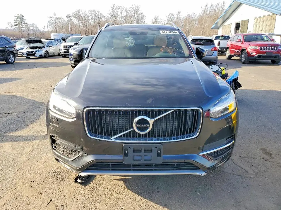 2016 VOLVO XC90 T6  
