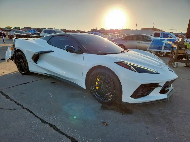 2025 CHEVROLET CORVETTE STINGRAY 2LT  