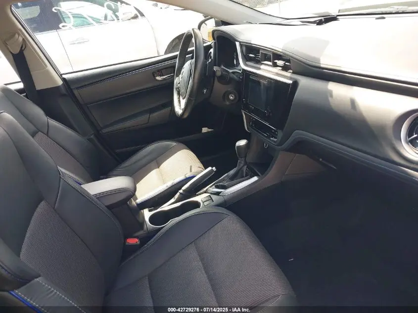 2019 TOYOTA COROLLA SE