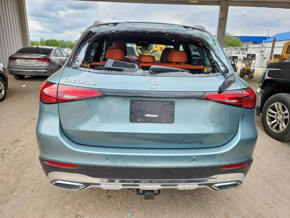 2025 MERCEDES-BENZ GLC 350E  