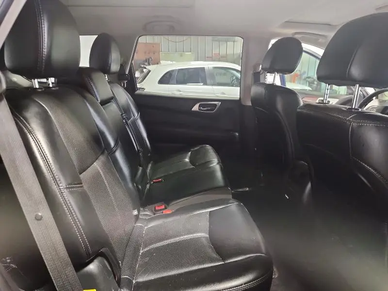 2017 NISSAN PATHFINDER PLATINUM  