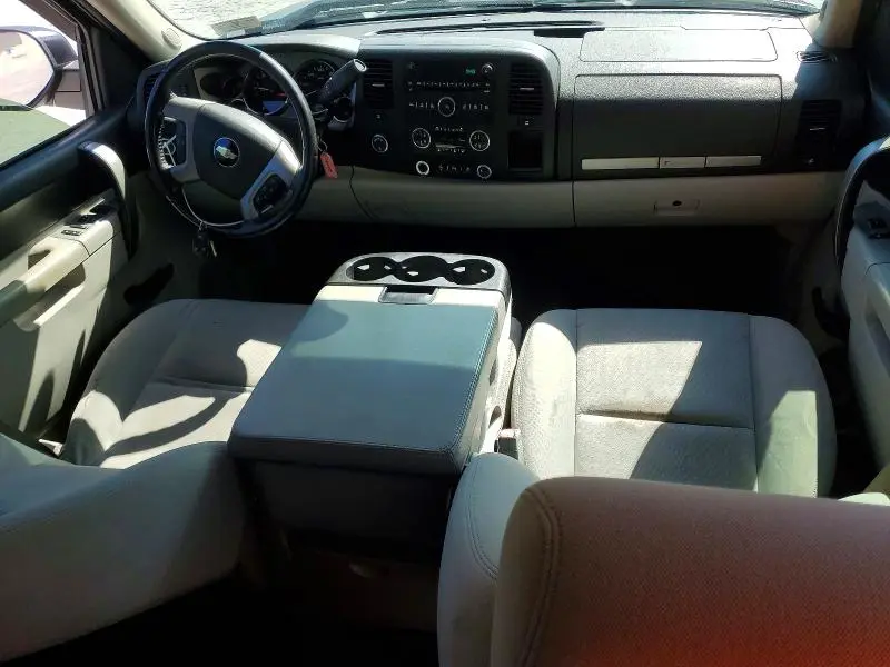 2011 CHEVROLET SILVERADO K1500 LT  