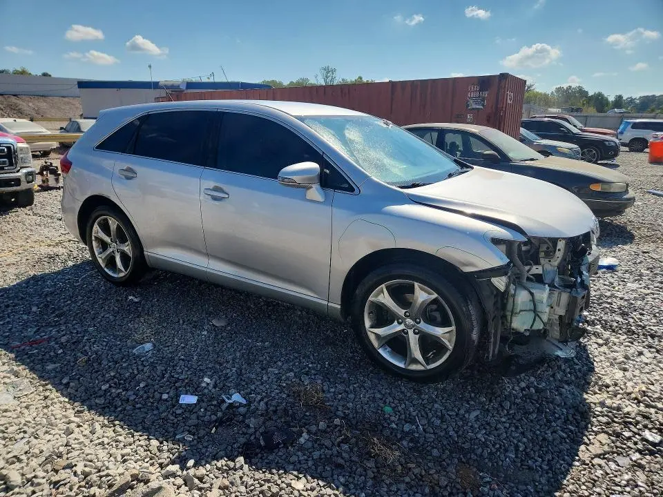 2013 TOYOTA VENZA LE  