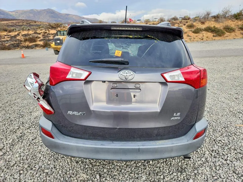 2013 TOYOTA RAV4 LE  