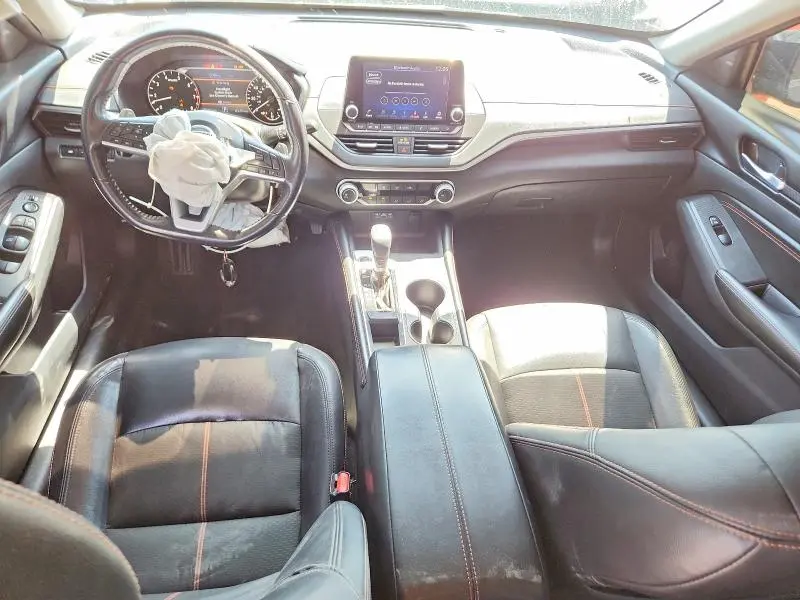 2022 NISSAN ALTIMA SR  