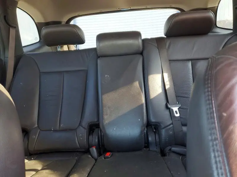 2011 HYUNDAI SANTA FE LIMITED  