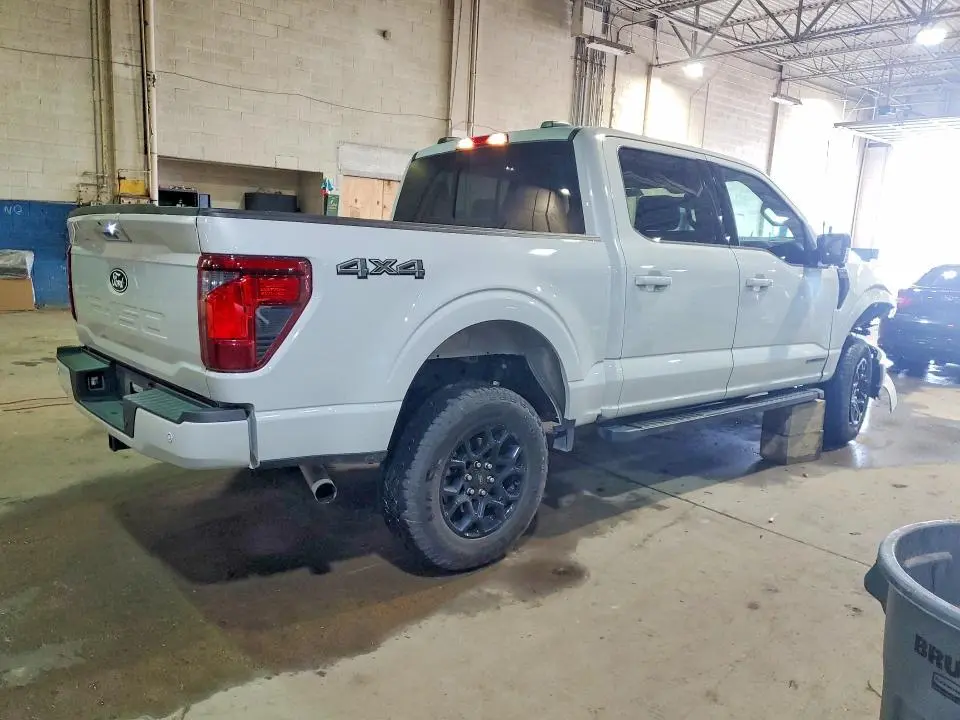 2025 FORD F150 XLT  