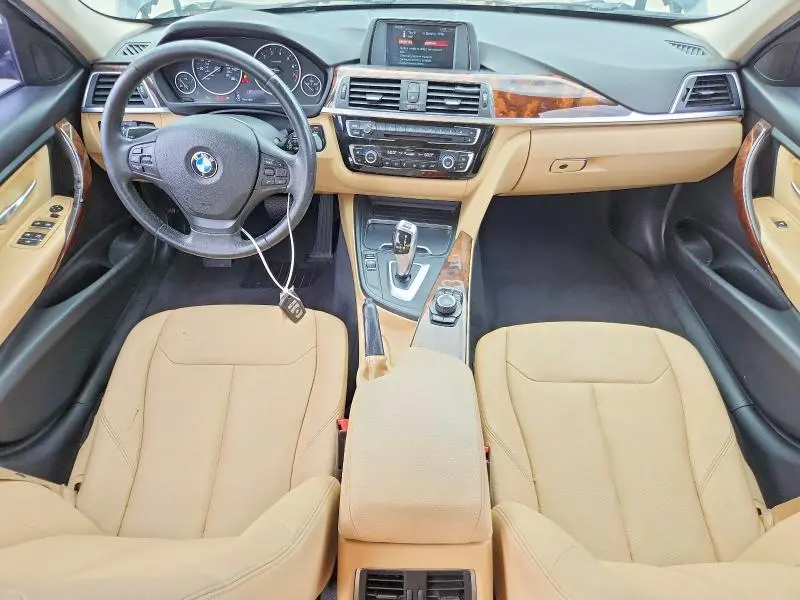 2018 BMW 320 I  