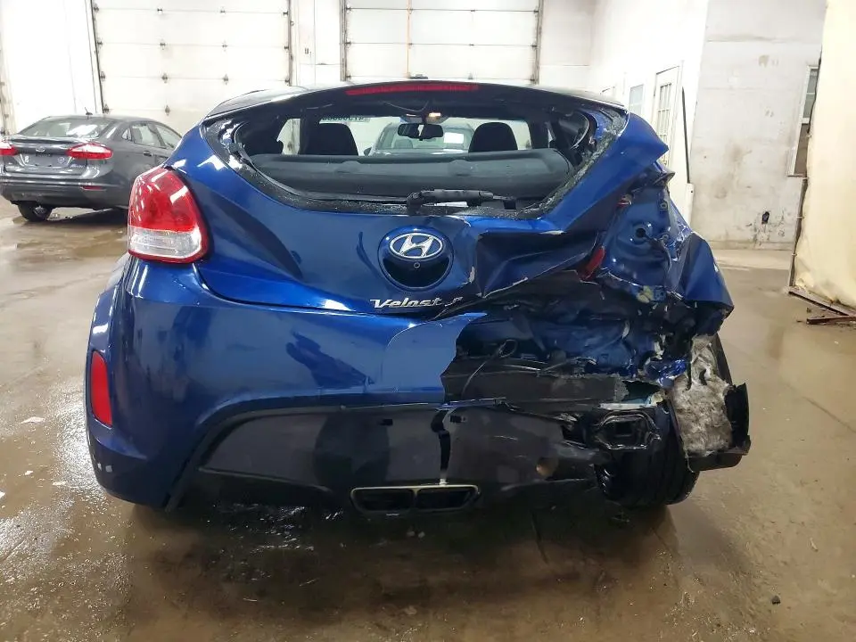 2017 HYUNDAI VELOSTER VALUE EDITION  