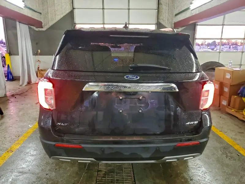2022 FORD EXPLORER XLT  