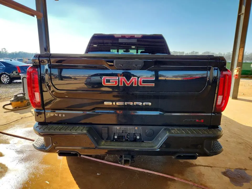 2021 GMC SIERRA K1500 AT4  