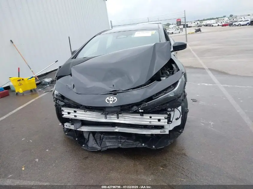 2024 TOYOTA PRIUS XLE AWD-E