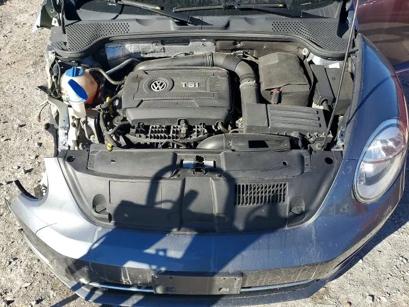 2017 VOLKSWAGEN BEETLE S/SE  