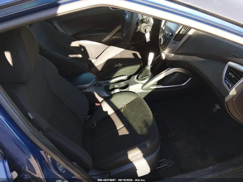 2017 HYUNDAI VELOSTER  
