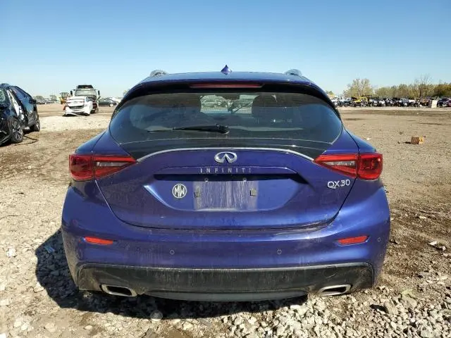 2017 INFINITI QX30 BASE  