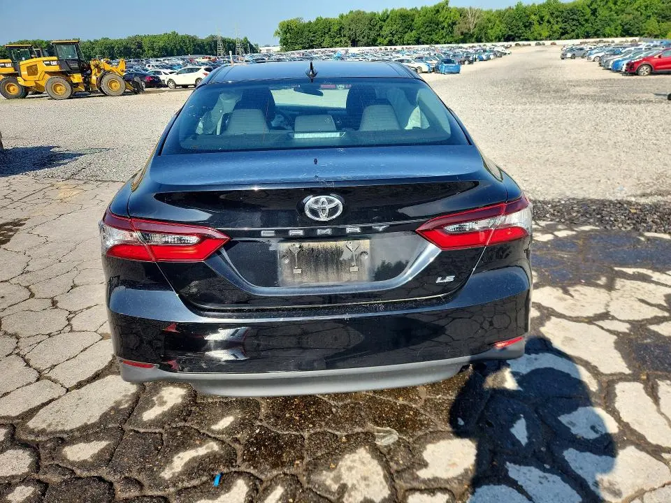 2022 TOYOTA CAMRY LE  