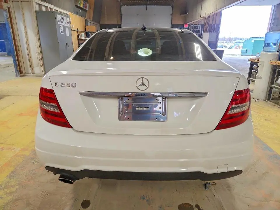 2015 MERCEDES-BENZ C 250  