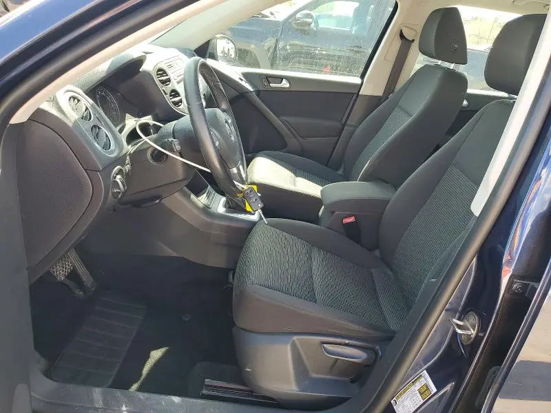 2014 VOLKSWAGEN TIGUAN S  