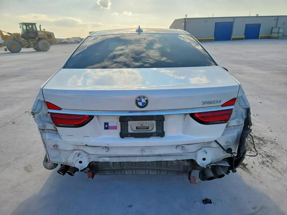 2019 BMW 750 I  