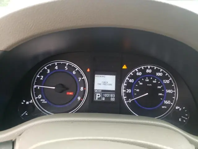 2011 INFINITI G37 BASE