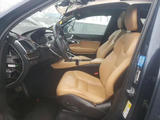 2019 VOLVO XC90 T6 MOMENTUM