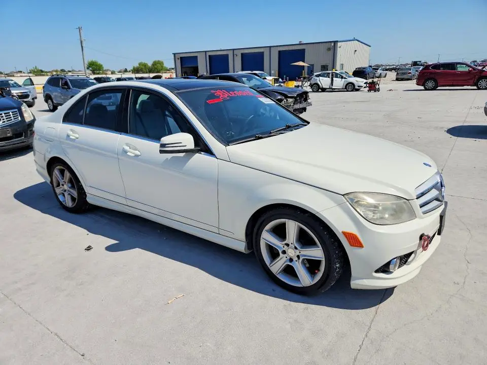 2010 MERCEDES-BENZ C 300  
