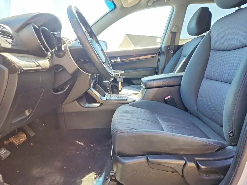 2012 KIA SORENTO LX  