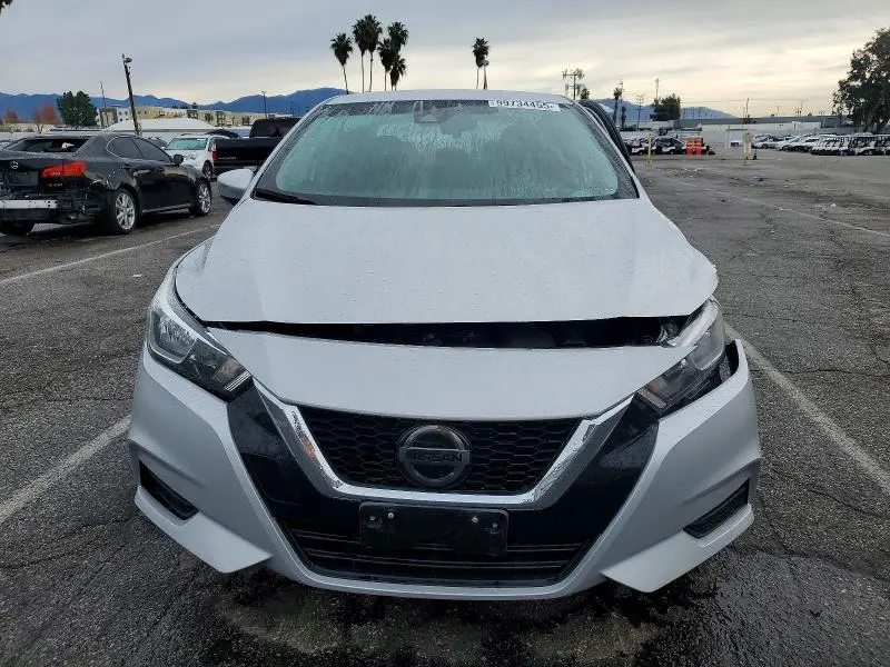 2021 NISSAN VERSA SV  