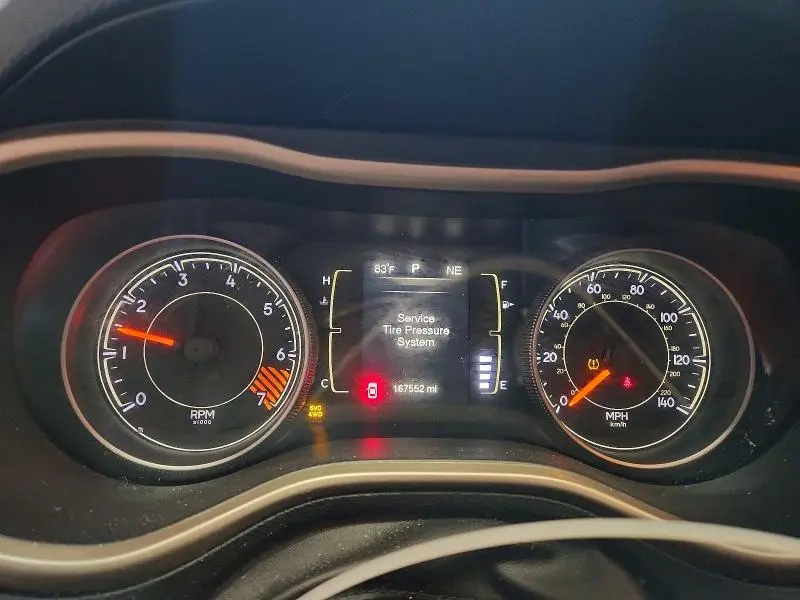 2015 JEEP CHEROKEE SPORT  
