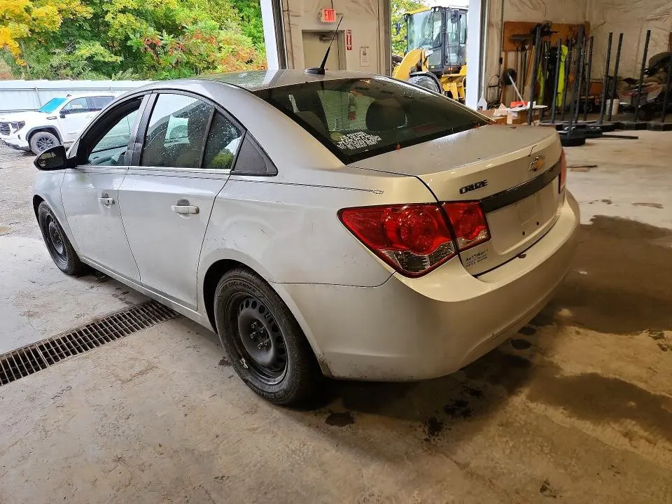 2012 CHEVROLET CRUZE LS  