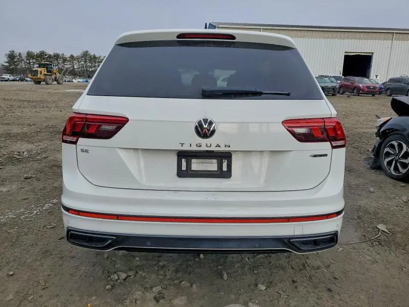 2022 VOLKSWAGEN TIGUAN SE R-LINE BLACK  