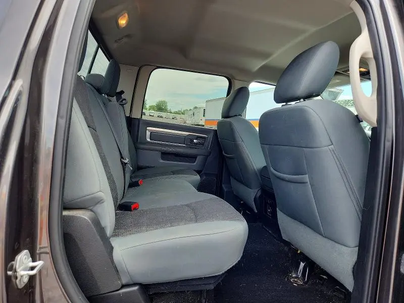 2015 RAM 2500 SLT  