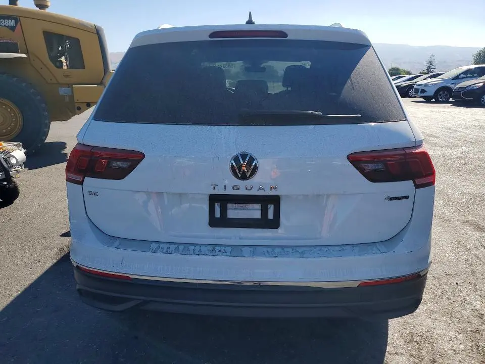 2024 VOLKSWAGEN TIGUAN SE  
