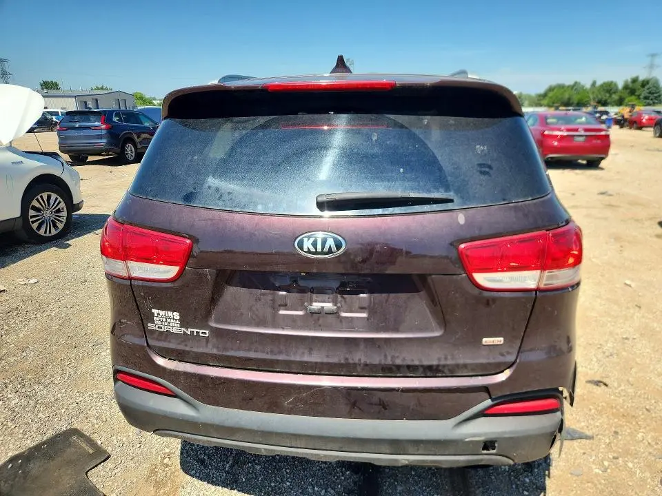 2016 KIA SORENTO LX  