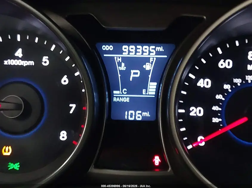 2013 HYUNDAI VELOSTER BASE W/BLACK
