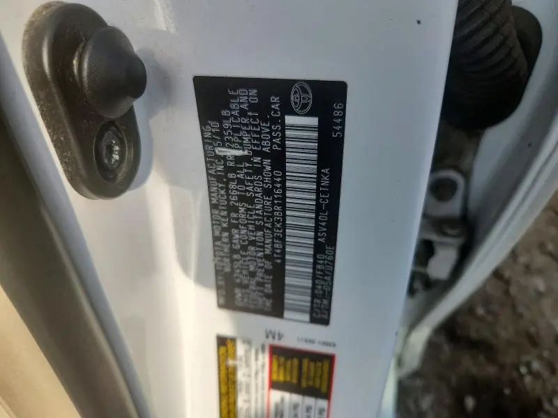 2011 TOYOTA CAMRY LE  