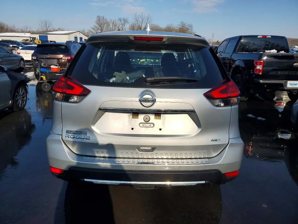 2017 NISSAN ROGUE S  