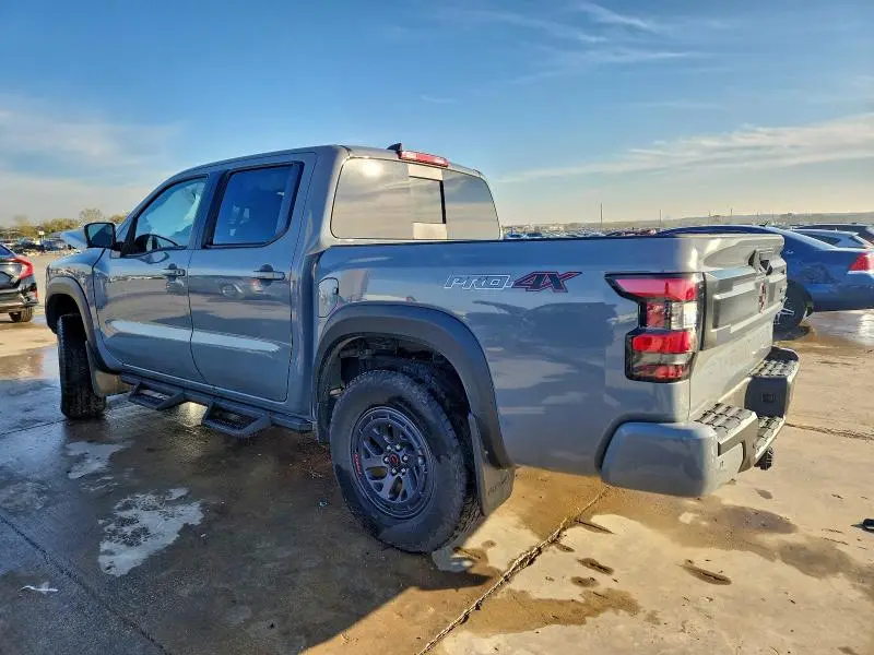 2025 NISSAN FRONTIER S  