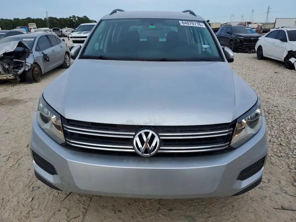 2015 VOLKSWAGEN TIGUAN S  
