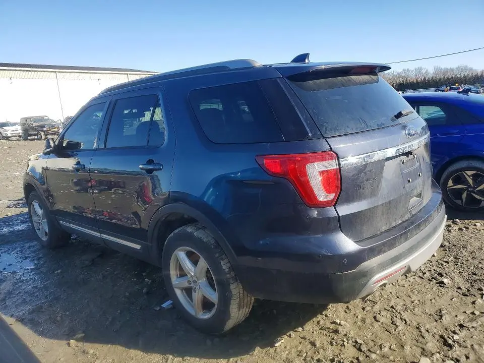 2017 FORD EXPLORER XLT  