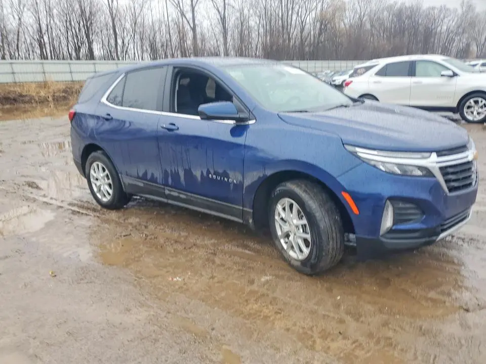 2022 CHEVROLET EQUINOX LT  