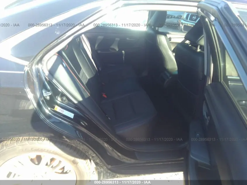 2015 TOYOTA CAMRY SE
