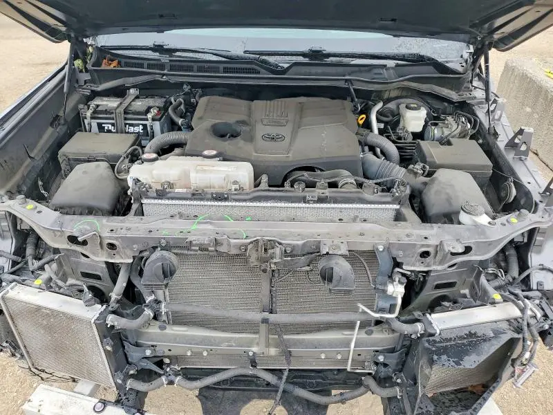 2022 TOYOTA TUNDRA PLATINUM  