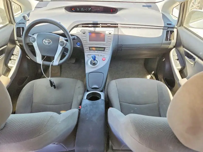 2015 TOYOTA PRIUS TWO  