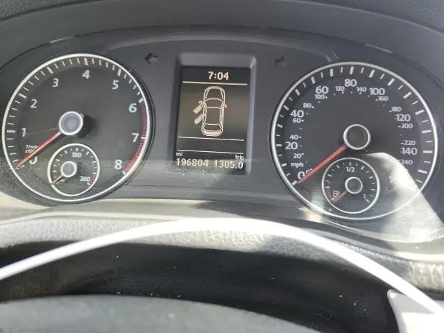 2013 VOLKSWAGEN PASSAT SE  