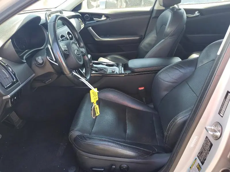 2018 KIA STINGER BASE  
