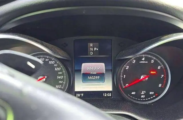 2016 MERCEDES-BENZ C 300  