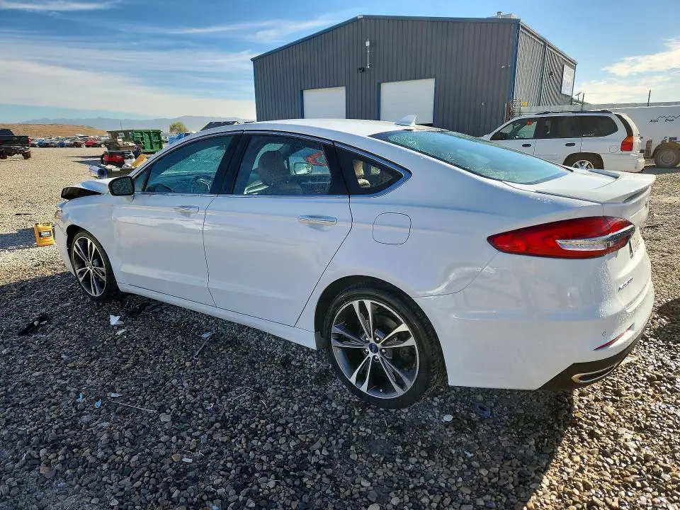 2019 FORD FUSION TITANIUM  