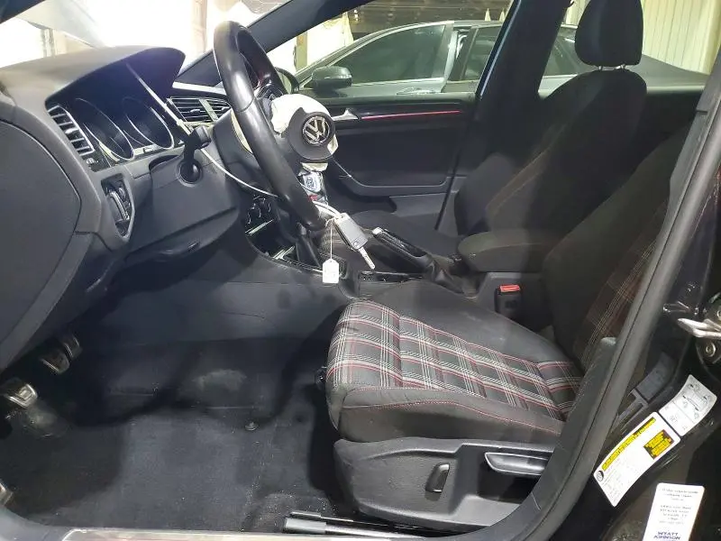 2018 VOLKSWAGEN GTI S  