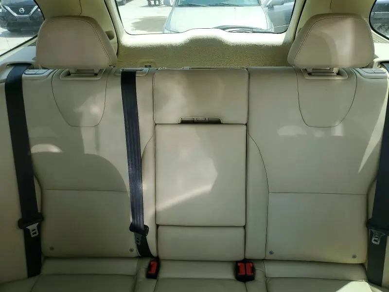 2015 VOLVO XC60   